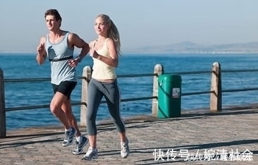 “抗癌”能力强的人，一般有6个共同点，若占一个也很不错