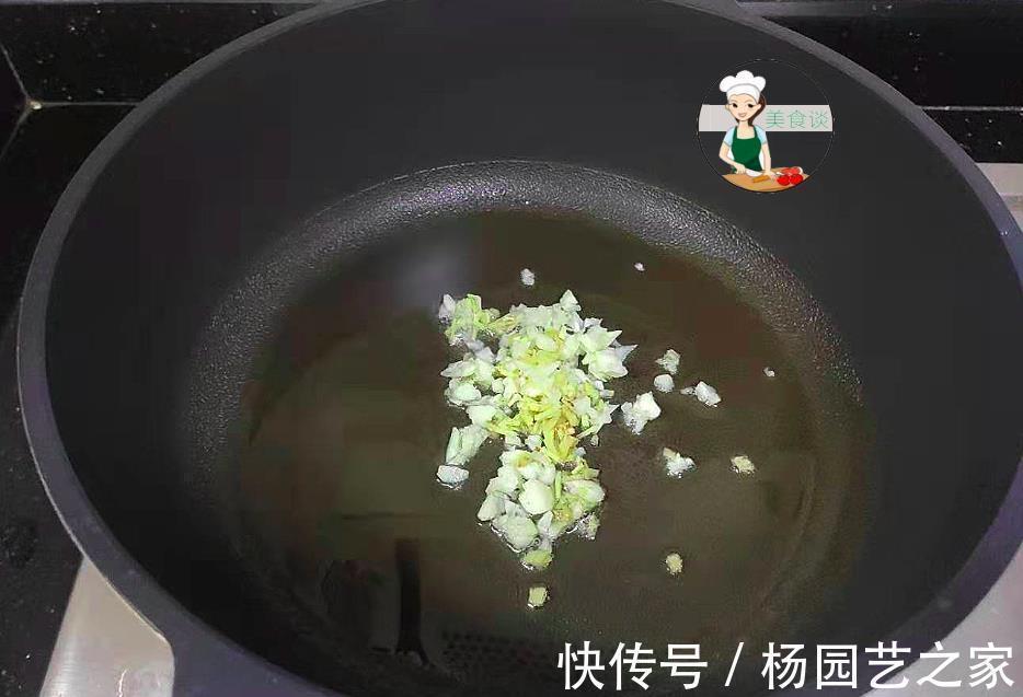 三伏天|夏天，宁可少吃肉也要吃此，又鲜又嫩，补铁补血，增强身体免疫力