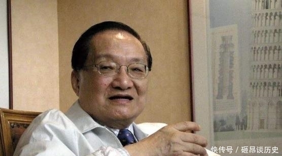 作为武侠小说界的泰斗,金庸为何要选择封笔?当时可正处于巅峰期