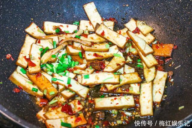 食材|这食材孩子要常吃,花不几个钱,能补充钙质,促进骨骼发育!