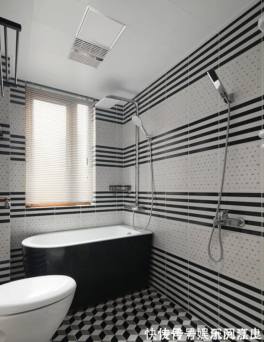 时尚|130㎡现代简约,书房天花是幅画,活力舒适好童趣