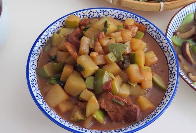 盐具体做法|周末,用这些农家菜做两菜一汤一饼,一家人吃嗨了,幸福味道