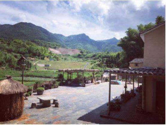 合岭村|拍过《向往的生活》的村落如今怎么样？曾无人问津，如今人来人往