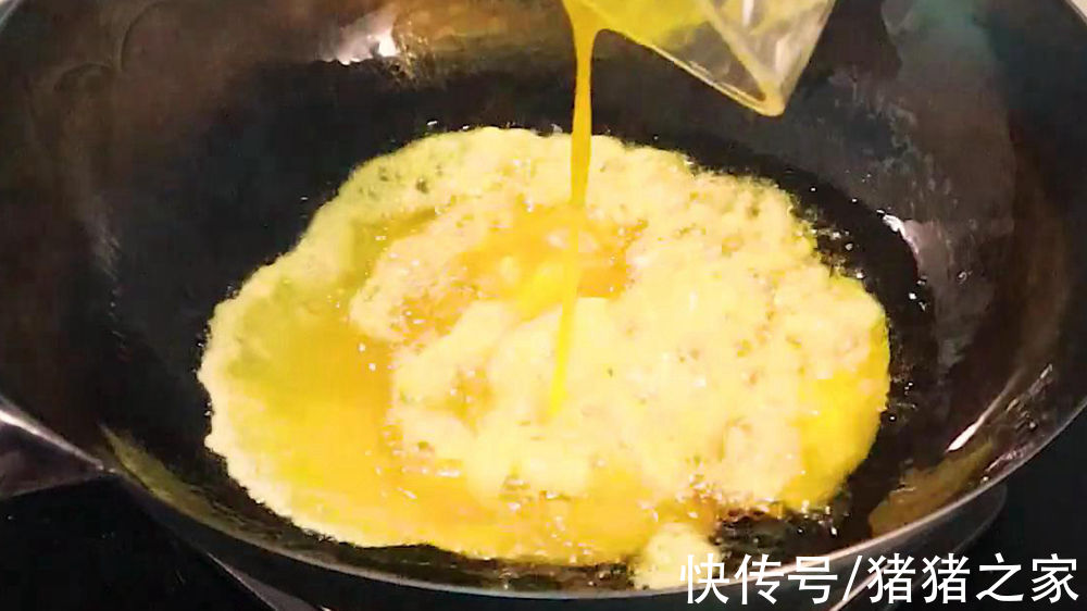 北方特色菜木须肉的家常做法,嫩滑鲜香色泽诱人,很适合老人小孩