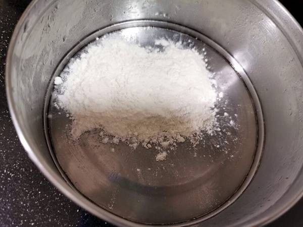  翘首以待|小管鱿鱼当水饺，煎出不一样的冰花来，翘首以待佳肴