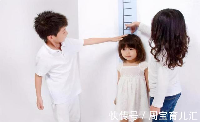小男孩|小男孩坚持喝牛奶2年长高却不明显,医生:喝奶的时间点不对
