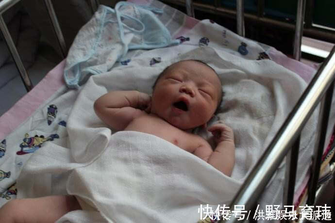 小杨|婴儿到底怕冷还是怕热?听听育儿专家解释,原来很家长都理解错了