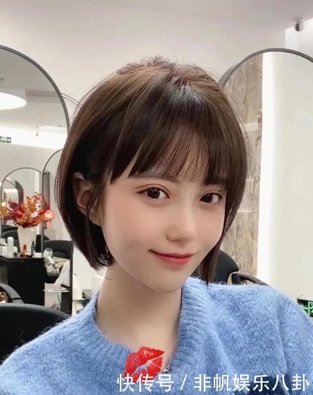 发尾|2021发型怎么剪看看这15款，很美很心动