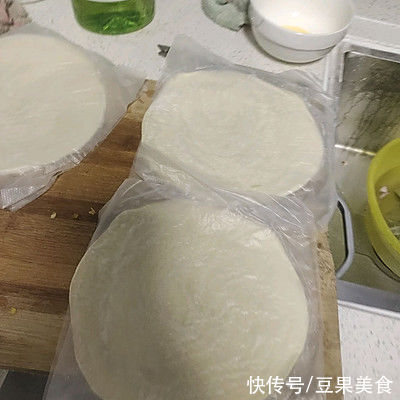 芝麻油|好吃到舔盘子的下饭菜手抓饼版韭菜盒子