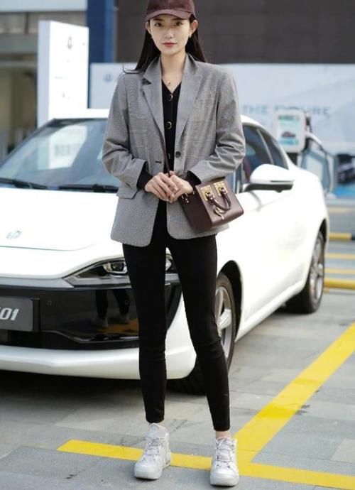  过时|打底裤已经过时了，现在流行的是“体操裤”，遮肉显瘦又保暖