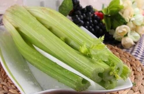 吃芹菜的常见问题 怎样选择芹菜