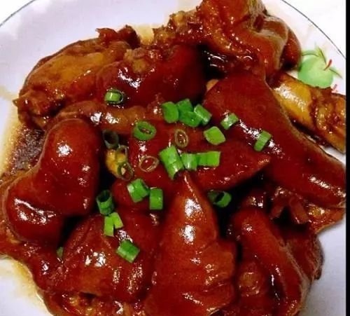 饭店不愿公开的猪蹄做法配方,学会了春节回家绝对给你撑场面