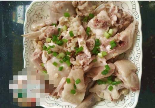 这么做鸡肉,做法简单营养高,滑滑嫩嫩的,儿子连皮一起啃光