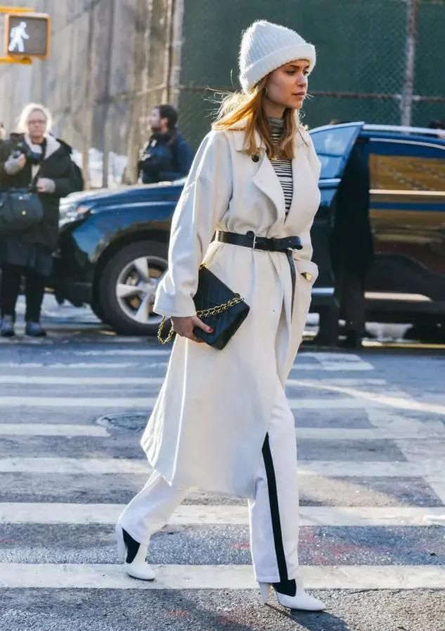 阔腿裤已经失宠了，今年流行这条“卫裤”，配大衣、棉服都好看一、卫裤别乱选，这几点是关键二、会搭配卫裤才有灵魂