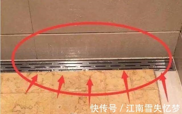 圆形|卫生间别再装圆形地漏了,聪明人都流行装这种,排水效果好十倍!