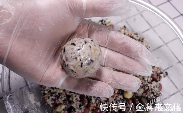 玉米面|营养早餐球,软糯香甜,做一次吃3天,减脂必备,出锅全家抢着吃