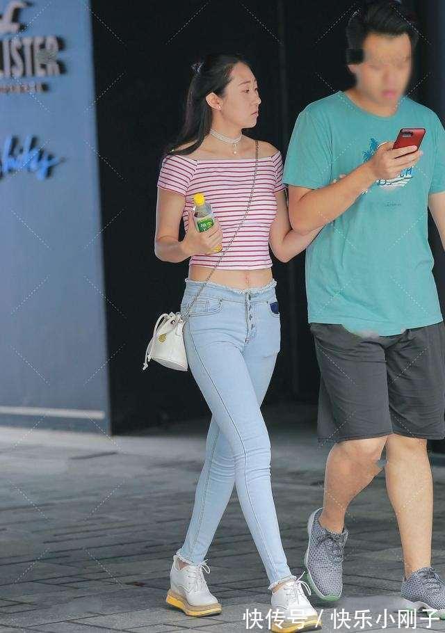 装扮 有型显瘦的打底裤装扮秀出独特的自我,穿出时尚女人味,气质非凡