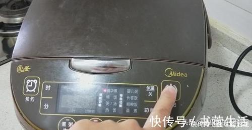 面包|教你面包最简单的做法,不用烤箱不用蒸,暄软拉丝,再也不用买了