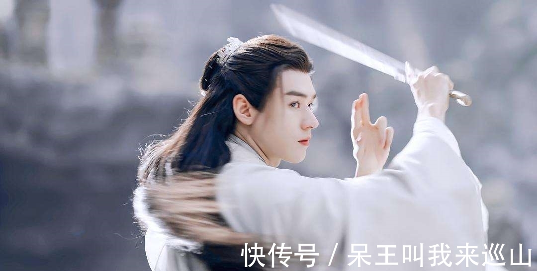 齐己#云无空碧在,天静月华流——齐己的诗写得格调清雅,耐人寻味