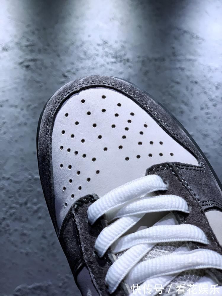 颜值爆表|黑鸽子见多了看看这款颜值爆表的紫鸽子吧!