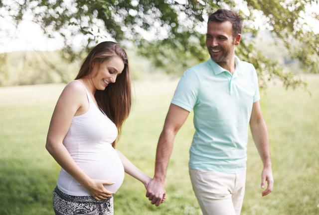英子|怀孕的时候，为什么会感觉胎动的位置不同？如何了解胎儿情况