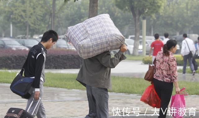 博士|“寒门博士”论文致谢刷屏，求学经历让人泪目，感谢坎坷让人成长