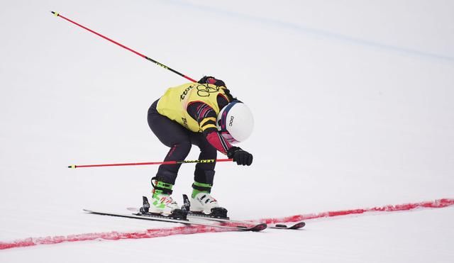 用时|普洱姑娘普蕊止步自由式滑雪障碍追逐1/8决赛