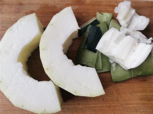 美颜|冬季,这才是冬瓜最好吃的做法,清淡味美颜值高,给肉都不换