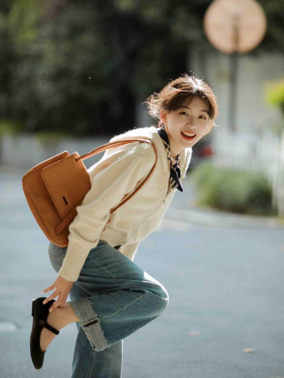 咖色|小个子女生不露腿穿搭法来喽!又美又可爱,软糯效果真的超减龄