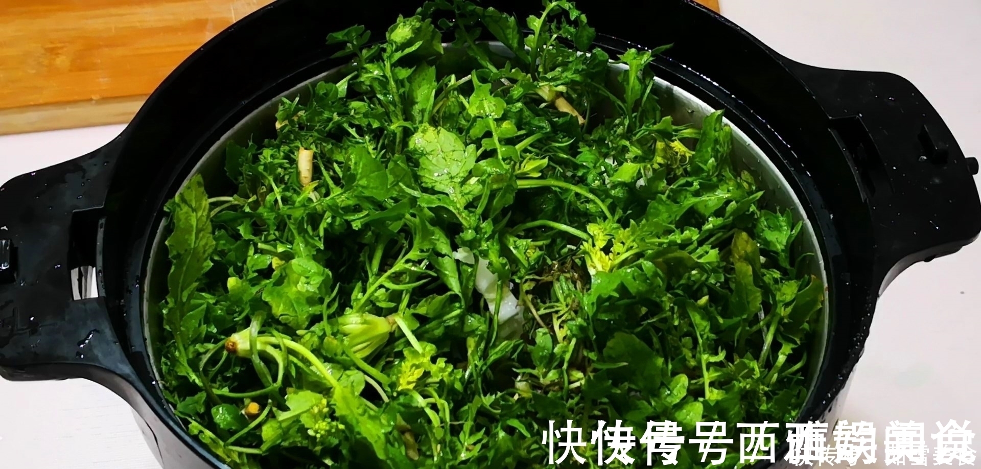 秘诀|白菜饺子怎样做好吃？调馅原来有秘诀，吃起来比肉馅还香，真解馋