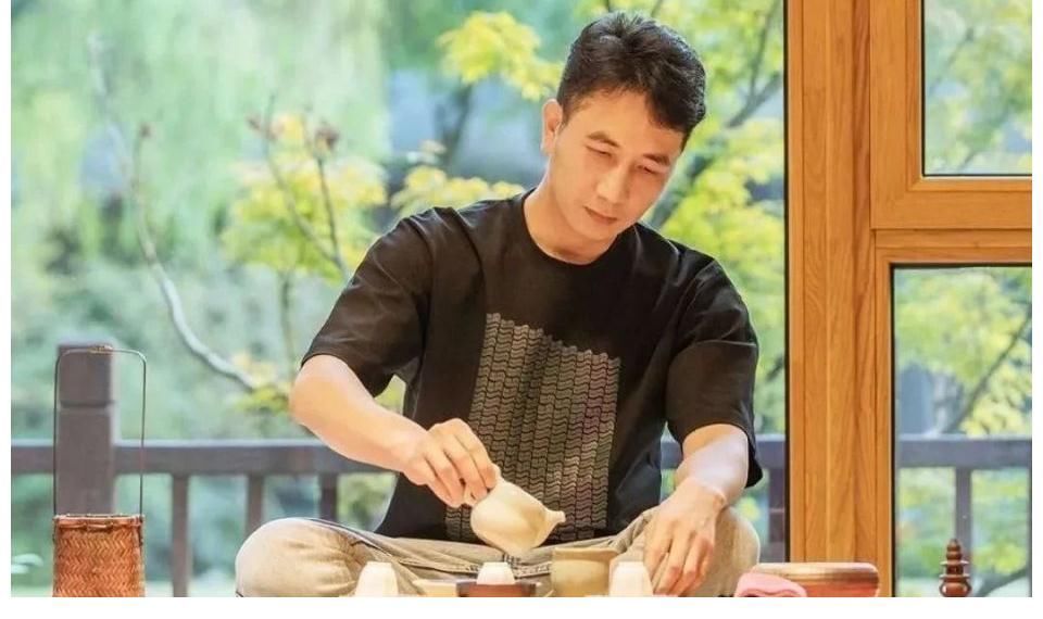 tony$林生斌的小学作文堪比大学生,是作家的诞生,更是演员的诞生