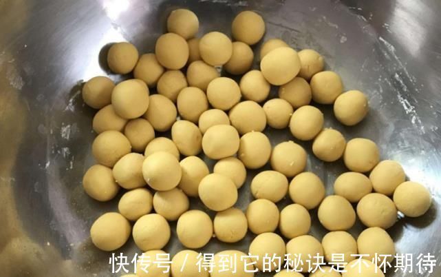 红糖|“穷人的阿胶”是它,每天喝一碗,滋补养颜,气血足了,脸色红润