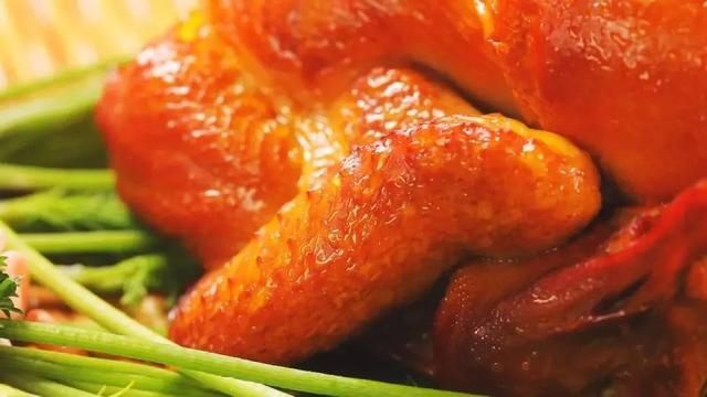 防未病|三伏养阳正当时！鸡肉配上它们一起用，养阳健脾、冬病夏治~