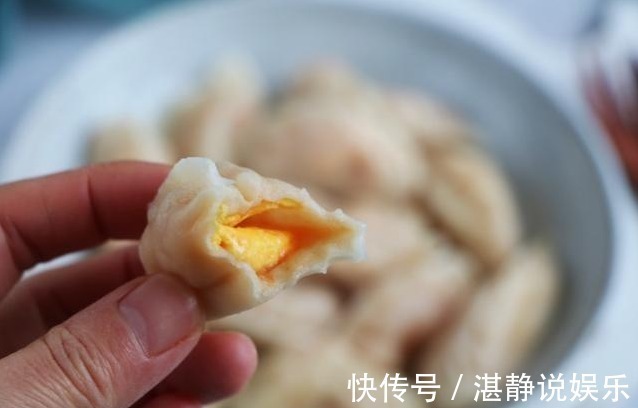 做法|西红柿别再拿来炒鸡蛋了,换个做法,老人孩子都爱吃,鲜嫩多汁