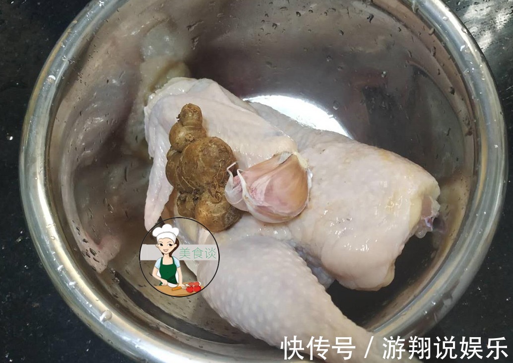 调味料|鸡肉此做法,不加一滴水,越煮越香,几天不吃就嘴馋,做法还简单