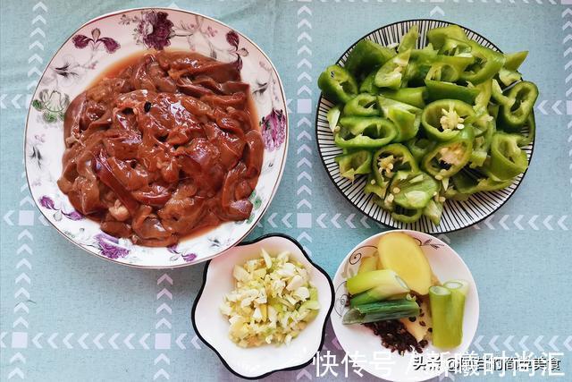 鸡肝|这道平价美食,真的很实惠,据说多吃对眼睛有好处,非常棒