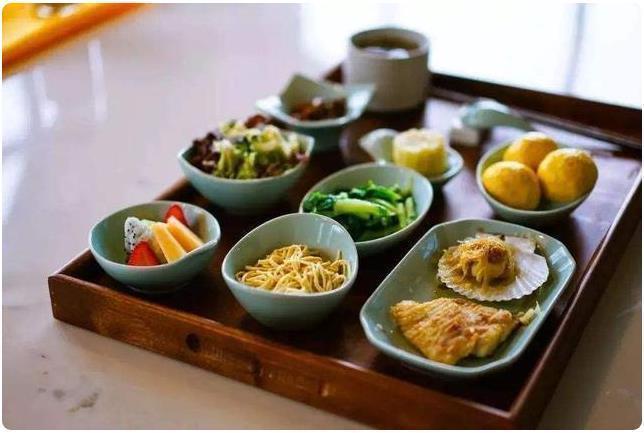 年龄|女生在这个“年龄”头次来月经,那真羡慕你,将来有可能是大长腿