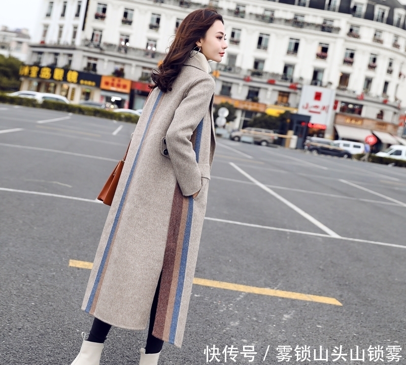 建议|建议大家:大衣下面别穿小脚裤,显矮!瞧她这样穿,小个子也显高