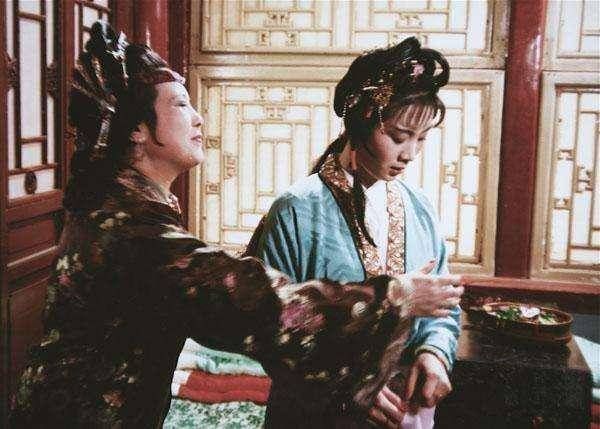 《红楼梦》里金鸳鸯的悲壮:没有后路的胜利