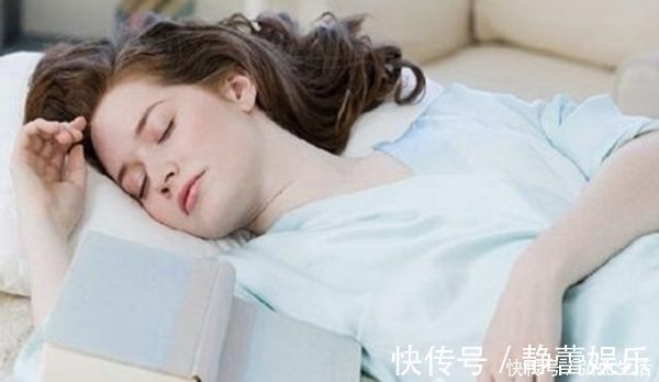 舞蹈|“最苗条”孕妇走红，为催生在病房即兴舞蹈，网友：确定怀孕了？