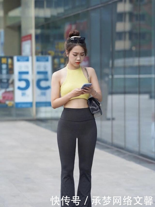 修身|“塞衣角”太土了?你没有领悟到精髓,这样搭时髦又修身!