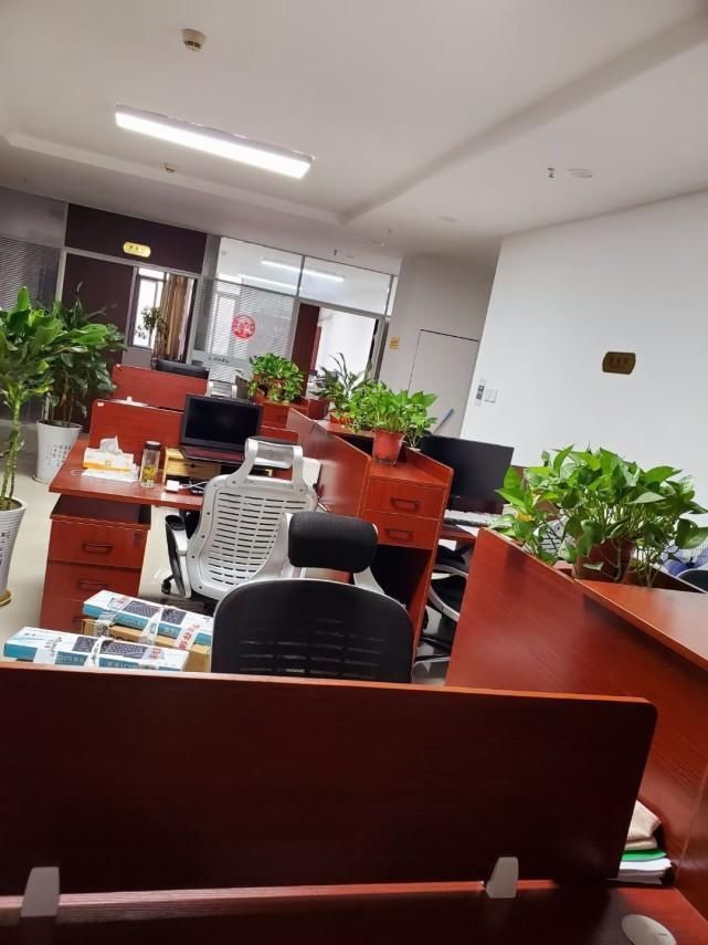 组装|给精明朋友组装两台电脑,一点便宜不给我占,现在肠子都悔青了