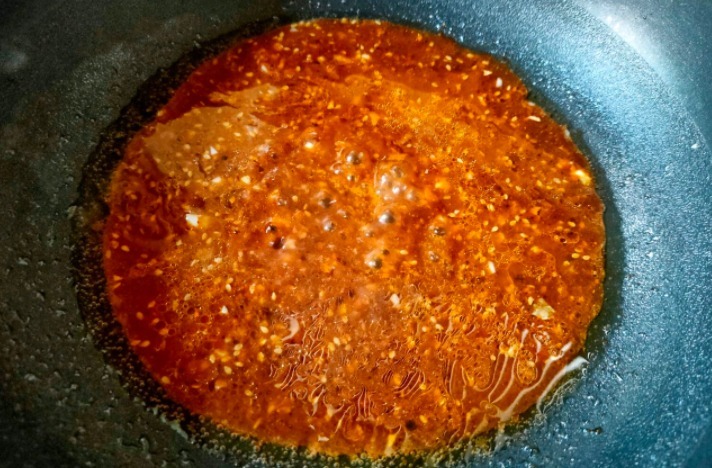 外面卖7元1斤的酱香饼自己在家做,外焦里嫩,真好吃