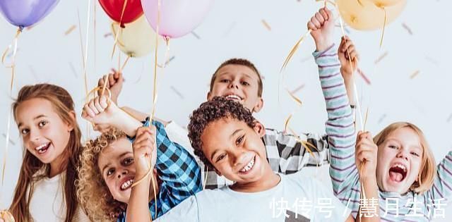 孩子|智商高的孩子,一出生就有3个特征,你家孩子占了几个?