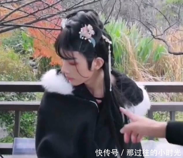 大妈|奇闻:汉服女装大佬遭大妈指责,为和气隐忍不发,网友看后怒了