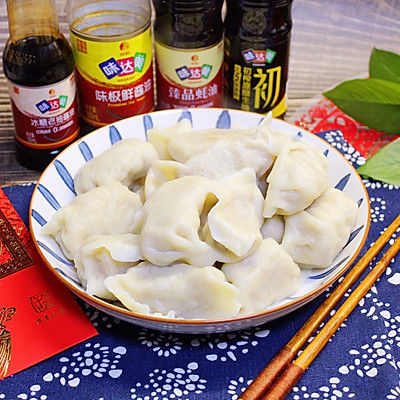 酸菜炖排骨|酸菜茄子饺子