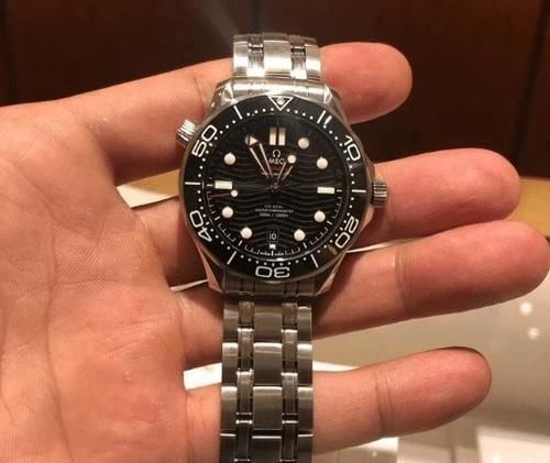 海马|潜水表不知道怎么挑选？三款适合男士日常佩戴的潜水表