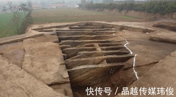 遗迹|八千年前的查海遗址，出土19米“真龙”，推翻了真龙起源黄帝说