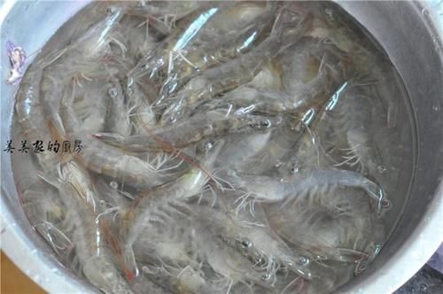  调料|大虾新做法，简单好味道，1味调料，简单一炒，比油炸还鲜！