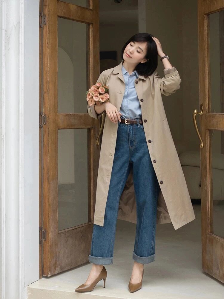 衬衫 早秋季节,“风衣的高级穿法”是这样的,搭配衬衫利落又有气场